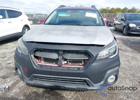 2019 Subaru Outback 2.5I Premium z USA, uszkodzony, nr VIN 4S4BSAHCXK3292065
